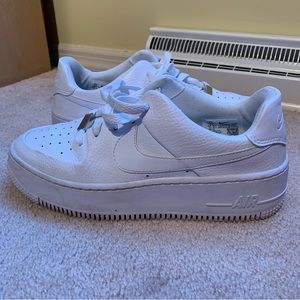 All white Air Force 1